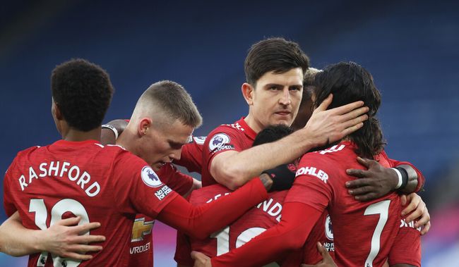 皮亚尼奇重返尤文训练基地，与斯帕莱蒂、基耶利尼合影（皮亚尼奇回到尤文训练基地，与斯帕莱蒂、基耶利尼同框合影）