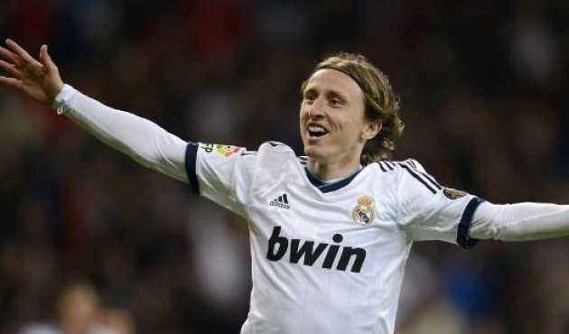 马尔基西奥质疑伊尔迪兹被换下：我绝不会把他换下，他太重要（马尔基西奥质疑换下伊尔迪兹：他太关键，我绝不会这么做）