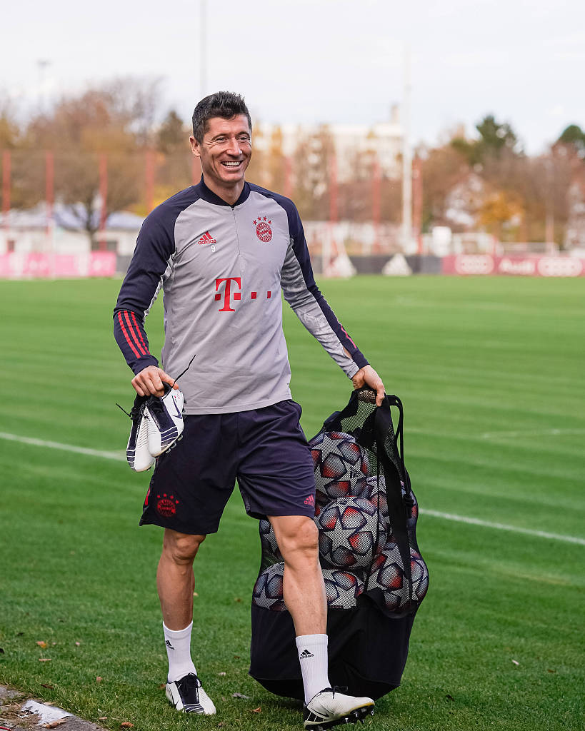 NBA球队战术解析：勇士防守新打法,（勇士防守革新：NBA战术深度解读）