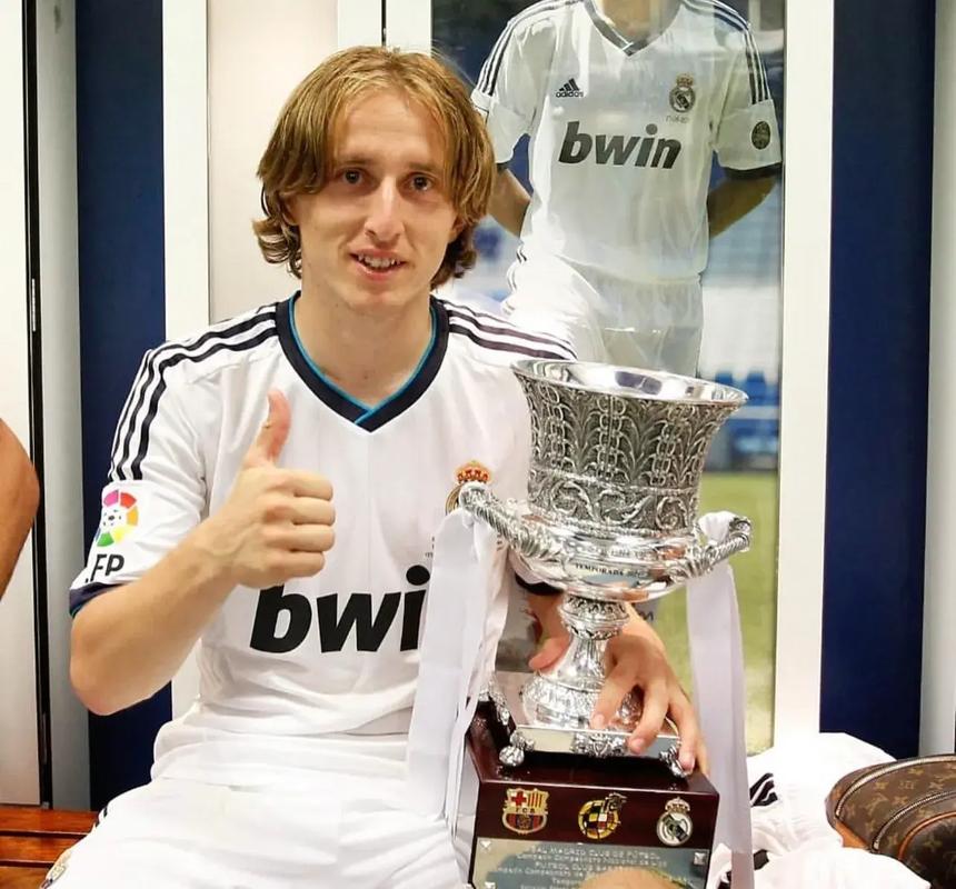 重获球迷支持？国安需要拿出好成绩（赢回球迷之心，国安须用成绩说话）