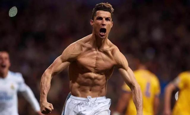 火箭末节爆发连扳三分险胜国王（火箭末节发力连中三分惊险击退国王）