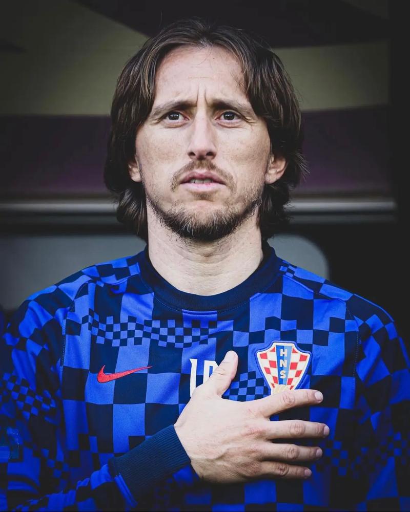 NBA战报：巴恩斯28分7板7助，猛龙121-118险胜开拓者（NBA速递：巴恩斯28+7+7发威，猛龙121-118险胜开拓者）